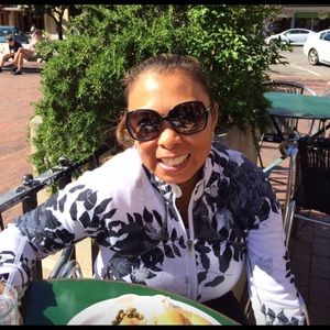 Seller: Welcome feel free to asked questions- MJC